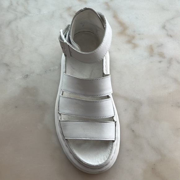Dr. Martens CLARISSA Sandals White EU37 US6 fits US7 runs large **read - Picture 16 of 17
